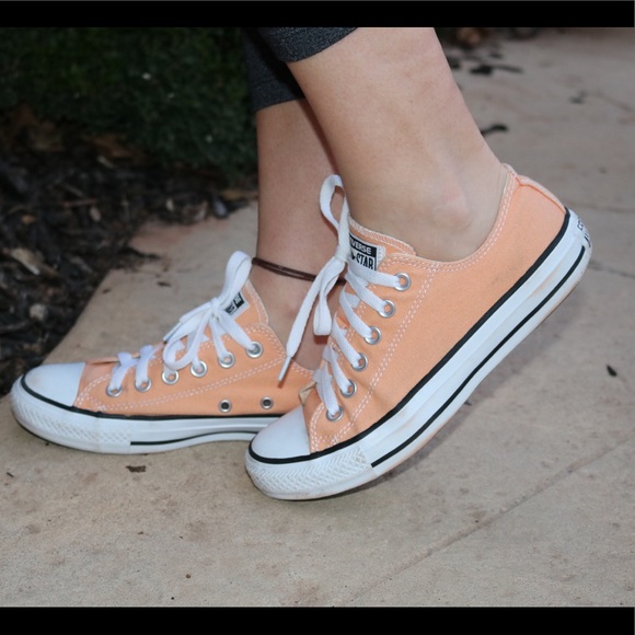converse peach color